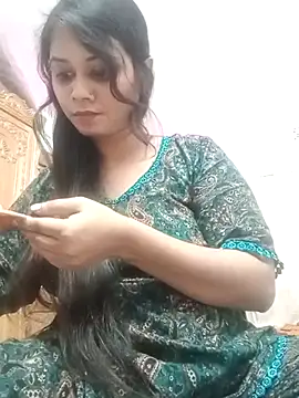 Snapshot of Farihasultana30 chatting on December 15, 2025, 2:27 am Farihasultana30 online show from December 15, 2025, 2:27 am