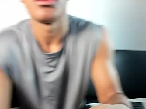 Snapshot of maikol_twinkx chatting on February 9, 2026, 4:00 pm maikol twinkx online show from February 9, 2026, 4:00 pm