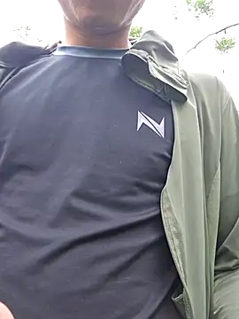 Snapshot of huykkk99 chatting on March 9, 2026, 2:04 am huykkk99 online show from March 9, 2026, 2:04 am