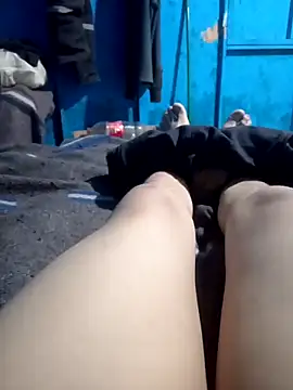 Esaqel online show from December 20, 2025, 2:18 am