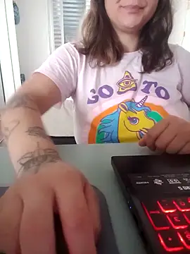 Snapshot of xxxluana chatting on December 15, 2025, 2:10 pm xxxluana online show from December 15, 2025, 2:10 pm