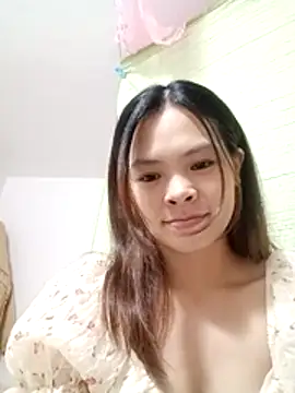 Snapshot of quynhquynh_ chatting on December 3, 2025, 3:10 pm quynhquynh online show from December 3, 2025, 3:10 pm