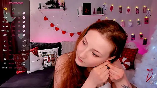 Snapshot of velvet_cherry_ chatting on December 21, 2025, 8:54 am velvet cherry online show from December 21, 2025, 8:54 am