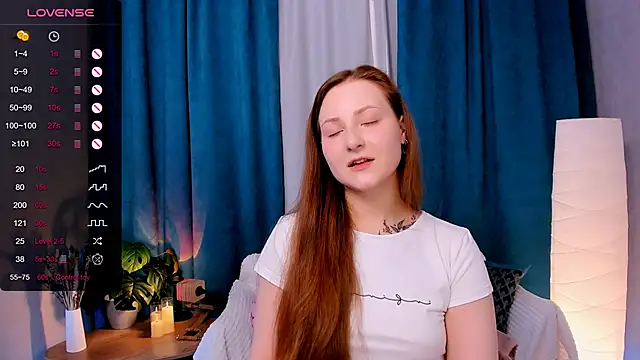 Snapshot of velvet_cherry_ chatting on February 5, 2026, 8:52 am velvet cherry online show from February 5, 2026, 8:52 am