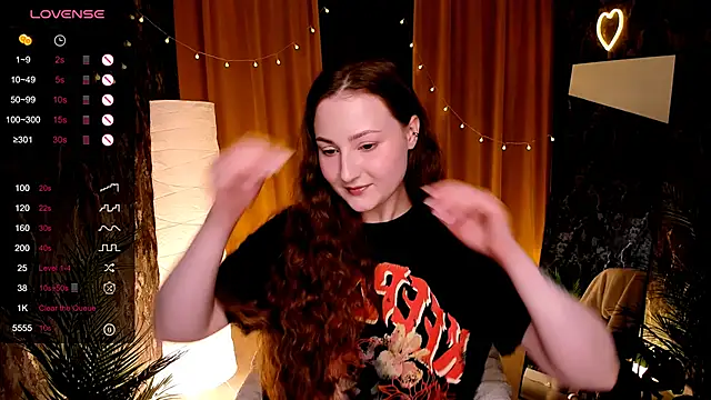 Snapshot of velvet_cherry_ chatting on May 26, 2026, 8:54 am velvet cherry online show from May 26, 2026, 8:54 am