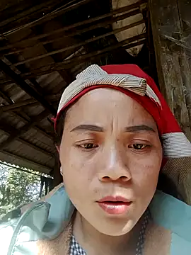 Snapshot of bela-hayes chatting on December 2, 2025, 4:51 am bela-hayes online show from December 2, 2025, 4:51 am