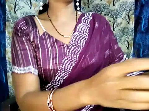 Snapshot of Sassy_Shanvi chatting on December 17, 2025, 11:33 pm Sassy Shanvi online show from December 17, 2025, 11:33 pm