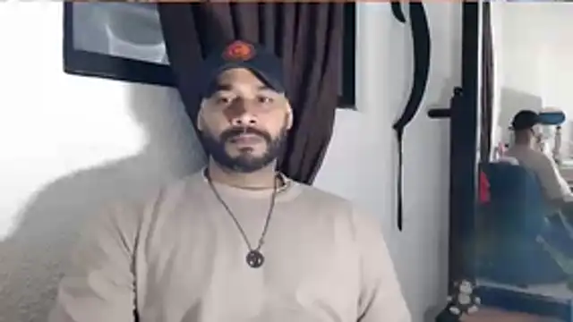 Snapshot of musclehetero chatting on June 14, 2026, 2:24 am musclehetero online show from June 14, 2026, 2:24 am