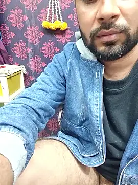 Snapshot of Cute_Lucky chatting on November 30, 2025, 8:02 pm Cute Lucky online show from November 30, 2025, 8:02 pm