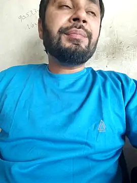 Snapshot of Cute_Lucky chatting on March 31, 2026, 8:15 am Cute Lucky online show from March 31, 2026, 8:15 am