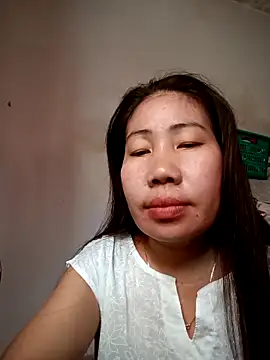 Snapshot of Reema_143 chatting on November 24, 2025, 7:52 am Reema 143 online show from November 24, 2025, 7:52 am