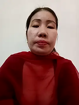 Snapshot of Reema_143 chatting on December 15, 2025, 4:06 am Reema 143 online show from December 15, 2025, 4:06 am