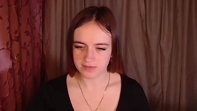 Snapshot of Illa_May chatting on December 5, 2025, 6:44 am Illa May online show from December 5, 2025, 6:44 am