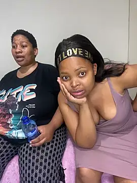 Snapshot of CamilaXXX20 chatting on March 8, 2026, 9:29 pm CamilaXXX20 online show from March 8, 2026, 9:29 pm