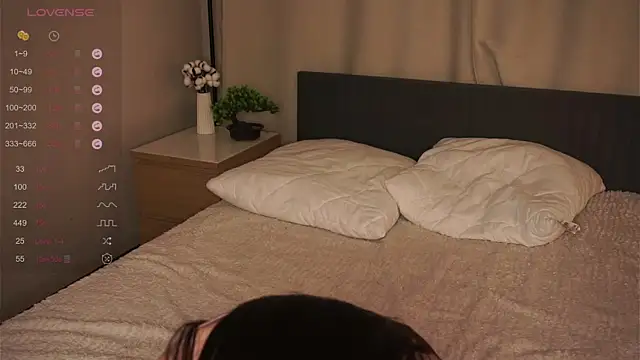 LeeHartrick online show from December 4, 2025, 5:54 pm