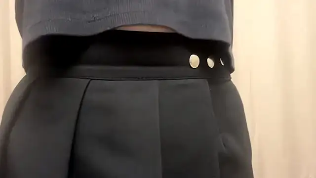 Snapshot of DivaRay chatting on November 22, 2025, 12:04 pm DivaRay online show from November 22, 2025, 12:04 pm