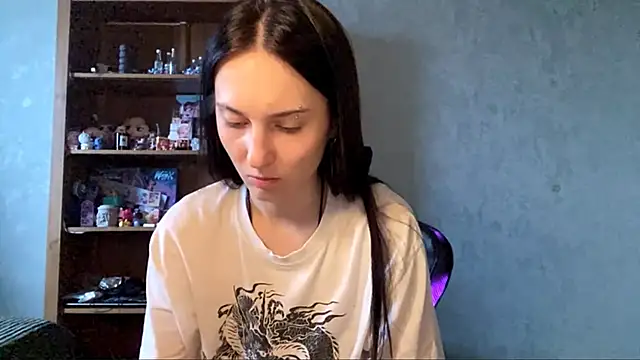 Snapshot of CyberAIice chatting on November 23, 2025, 6:46 am CyberAIice online show from November 23, 2025, 6:46 am