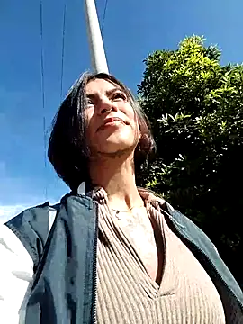 Snapshot of Zoe_addiction chatting on December 1, 2025, 2:00 pm Zoe addiction online show from December 1, 2025, 2:00 pm