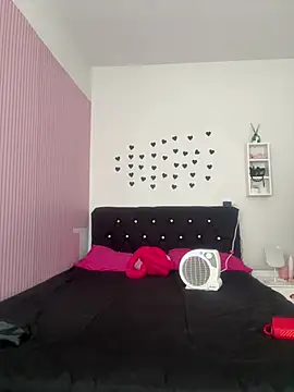 melyssaa23 online show from March 2, 2026, 2:46 pm