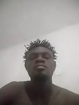 Snapshot of laperson chatting on December 16, 2025, 11:21 pm laperson online show from December 16, 2025, 11:21 pm