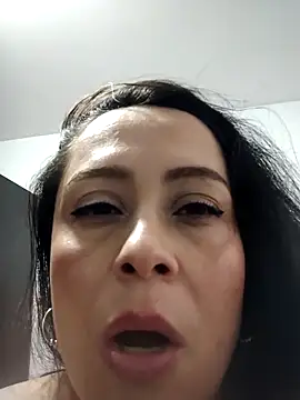 Snapshot of danielita1414 chatting on December 1, 2025, 2:11 pm danielita1414 online show from December 1, 2025, 2:11 pm