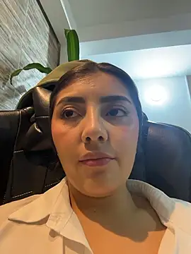 Snapshot of Sammyy_torres chatting on January 16, 2026, 3:43 am Sammyy torres online show from January 16, 2026, 3:43 am