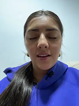 Snapshot of Sammyy_torres chatting on February 1, 2026, 5:28 am Sammyy torres online show from February 1, 2026, 5:28 am