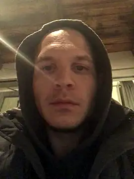 Snapshot of Spielzeugtwink chatting on December 3, 2025, 7:56 pm Spielzeugtwink online show from December 3, 2025, 7:56 pm