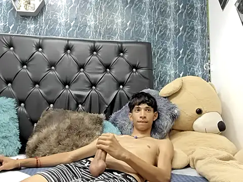 Snapshot of cruzitojpx18 chatting on November 28, 2025, 7:33 am cruzitojpx18 online show from November 28, 2025, 7:33 am