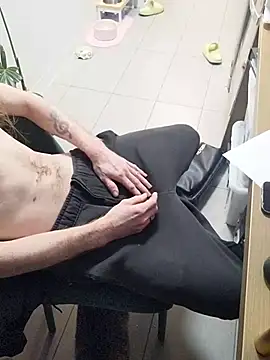 jaqrabit online show from December 17, 2025, 1:28 pm