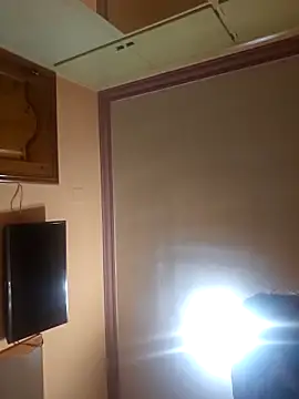 Snapshot of CDY74 chatting on December 16, 2025, 6:57 pm CDY74 online show from December 16, 2025, 6:57 pm