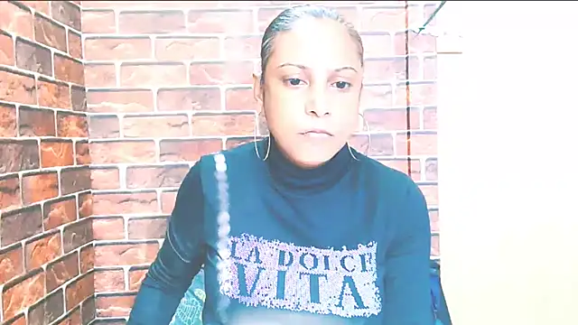 indian spice girl online show from May 17, 2026, 7:50 am