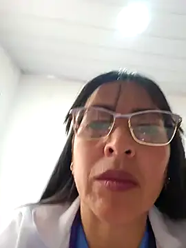 Snapshot of JustSamantha_ chatting on November 24, 2025, 2:17 pm JustSamantha online show from November 24, 2025, 2:17 pm