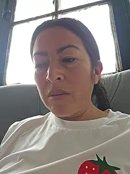 JustSamantha  online show from July 9, 2026, 3:05 pm