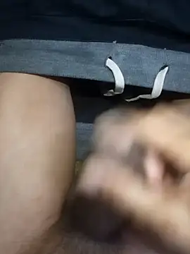 Snapshot of batista_7171 chatting on December 14, 2025, 8:13 pm batista 7171 online show from December 14, 2025, 8:13 pm