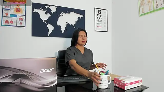 Snapshot of Nanku_Na chatting on December 14, 2025, 1:27 pm Nanku Na online show from December 14, 2025, 1:27 pm