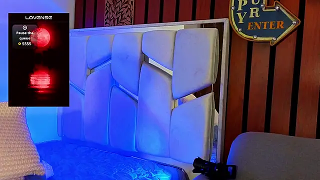 Snapshot of ken_blakerr chatting on December 13, 2025, 7:53 pm ken blakerr online show from December 13, 2025, 7:53 pm