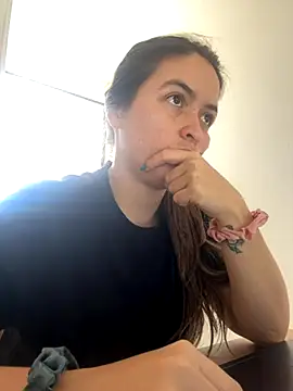 Snapshot of Little__Danni1 chatting on December 1, 2025, 8:47 pm Little Danni1 online show from December 1, 2025, 8:47 pm