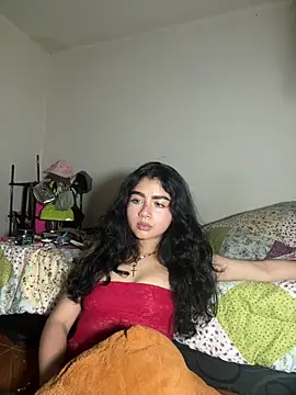 Snapshot of Evaa_11 chatting on February 20, 2026, 5:37 am Evaa 11 online show from February 20, 2026, 5:37 am