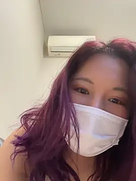 Snapshot of nana_na425 chatting on February 18, 2026, 12:39 am nana na425 online show from February 18, 2026, 12:39 am