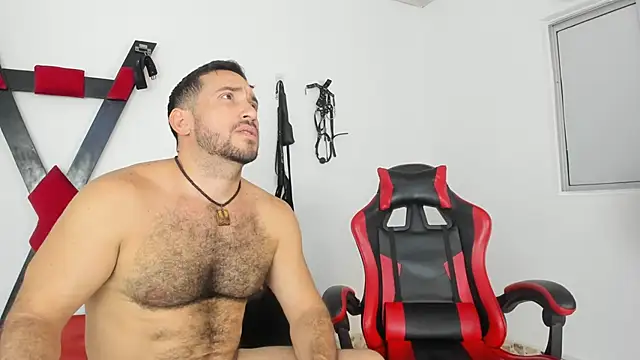 Snapshot of RoughSex_and_BDSM chatting on November 28, 2025, 4:15 am RoughSex and BDSM online show from November 28, 2025, 4:15 am