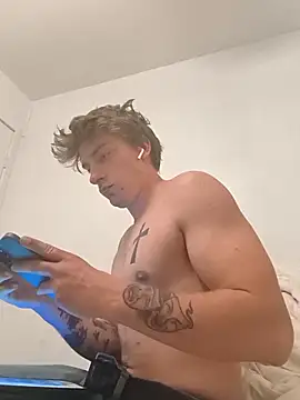 Snapshot of TexasTweaker26 chatting on February 28, 2026, 10:33 pm TexasTweaker26 online show from February 28, 2026, 10:33 pm