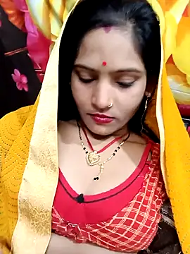 Snapshot of Rt_kinjal chatting on February 2, 2026, 9:35 pm Rt kinjal online show from February 2, 2026, 9:35 pm