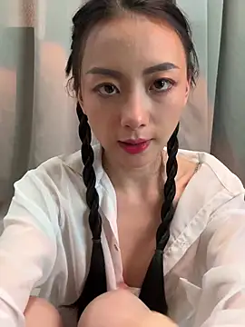 Snapshot of Jinmi125216 chatting on January 14, 2026, 7:03 am Jinmi125216 online show from January 14, 2026, 7:03 am