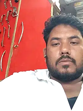 Snapshot of Roy___121 chatting on March 12, 2026, 12:44 pm Roy 121 online show from March 12, 2026, 12:44 pm