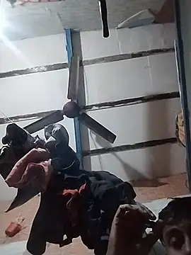 Snapshot of Poojadick chatting on December 5, 2025, 7:10 pm Poojadick online show from December 5, 2025, 7:10 pm