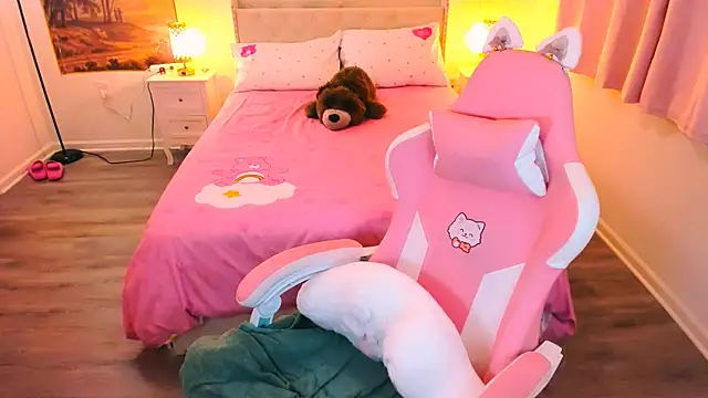 Snapshot of blair_venom chatting on March 6, 2026, 4:42 am blair venom online show from March 6, 2026, 4:42 am