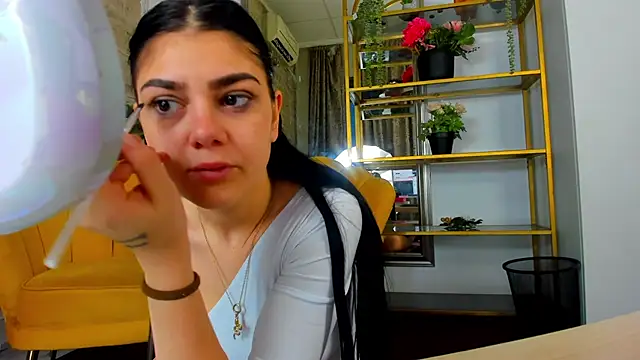 SerennaNoir online show from January 7, 2026, 5:54 am