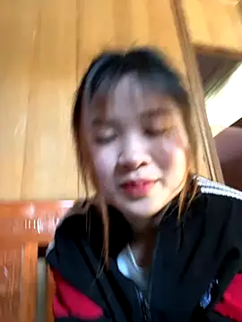 Snapshot of Spring-spring chatting on November 23, 2025, 5:18 am Spring-spring online show from November 23, 2025, 5:18 am