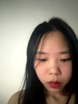 Snapshot of Kiee-lee chatting on November 26, 2025, 2:18 pm Kiee-lee online show from November 26, 2025, 2:18 pm